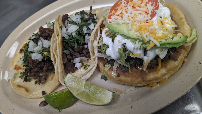 Taqueria El Molcajete