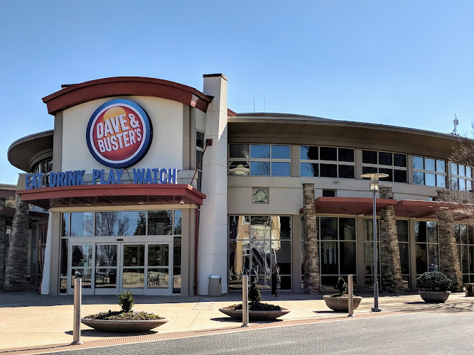 Dave & Buster's Rogers