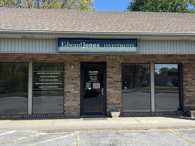 Edward Jones - Financial Advisor: Stephanie Hogan, CRPC™