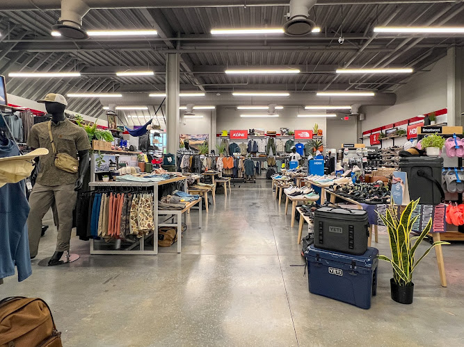 Gearhead Outfitters | The District in Rogers