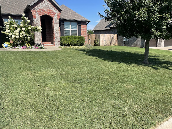 Shaw’s Lawn Service